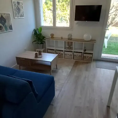Quiet Apartamento Chassieu